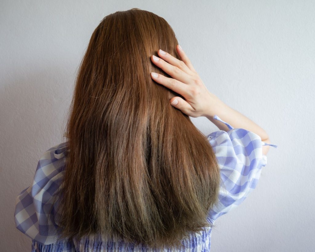 haircuts for thick hair female