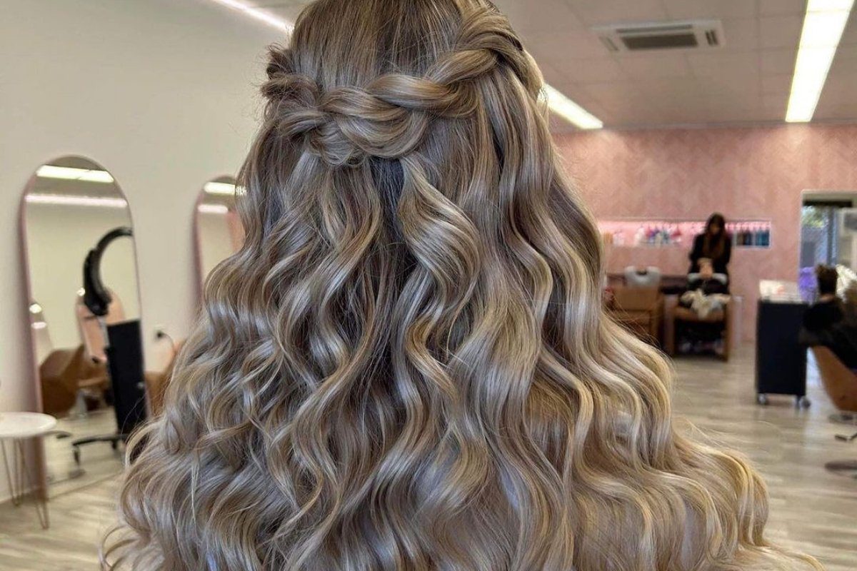 What Is the Newest Hair Extension Method? Latest Techniques Explained - Lady and The Hair